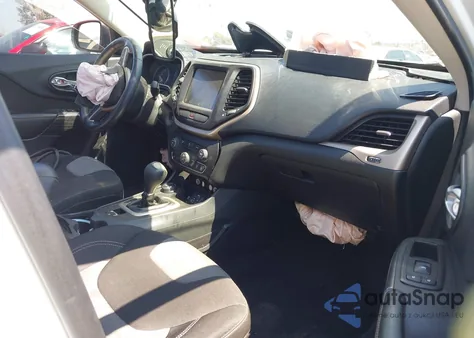 2014 Jeep Cherokee Altitude z USA, uszkodzony, nr VIN 1C4PJMCS7EW285946